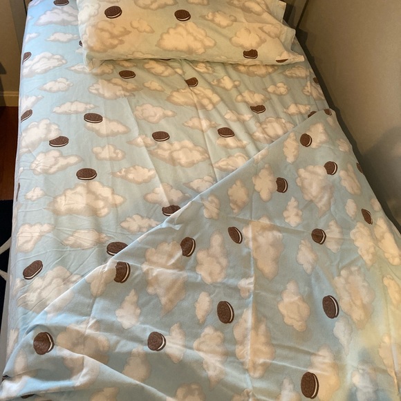 Vintage 90’s springs Oreo cookie twin sheets - Picture 3 of 8